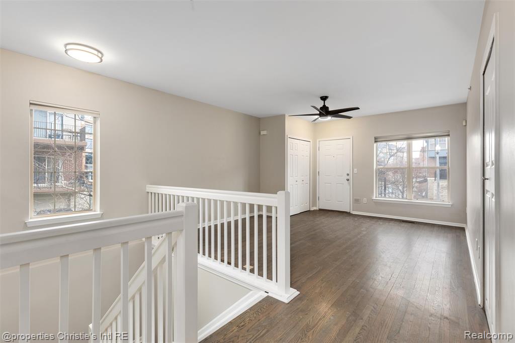 44 Adelaide Street Detroit, MI 48201 - Photo 4 of 26