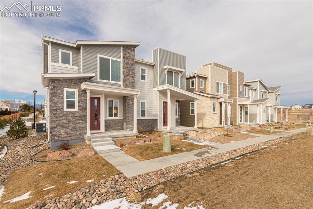 2425 Foerster Grass View Colorado Springs, CO 80915 - Photo 2 of 27