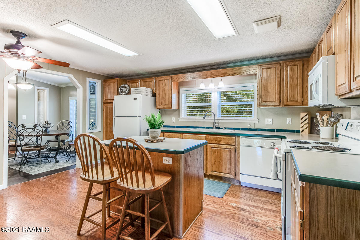 5017 Claude Viator Road New Iberia, LA 70560 - Photo 10 of 20 Gallery Image 10