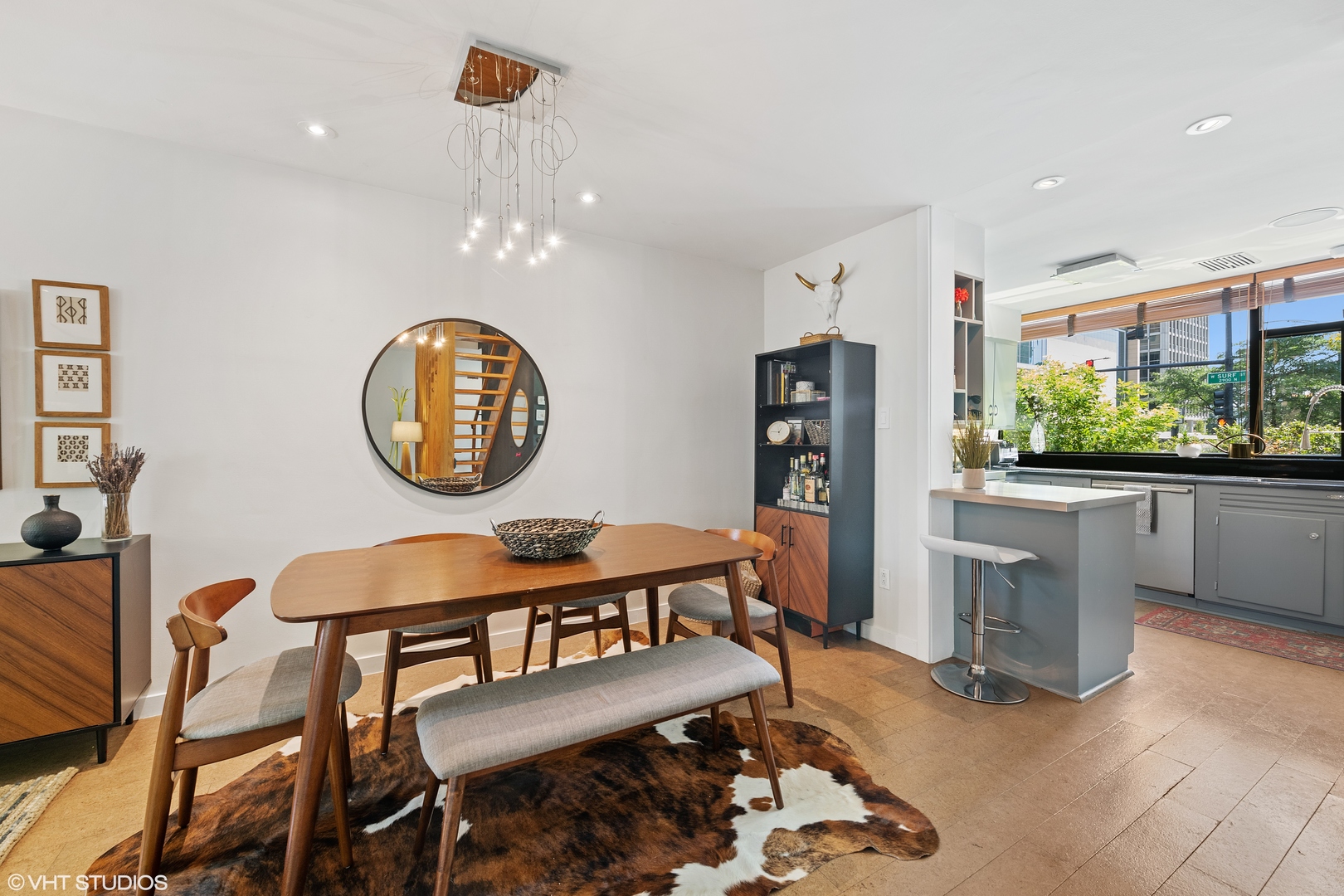 400 West Surf Street, Unit 1 Chicago, IL 60657 - Photo 11 of 30