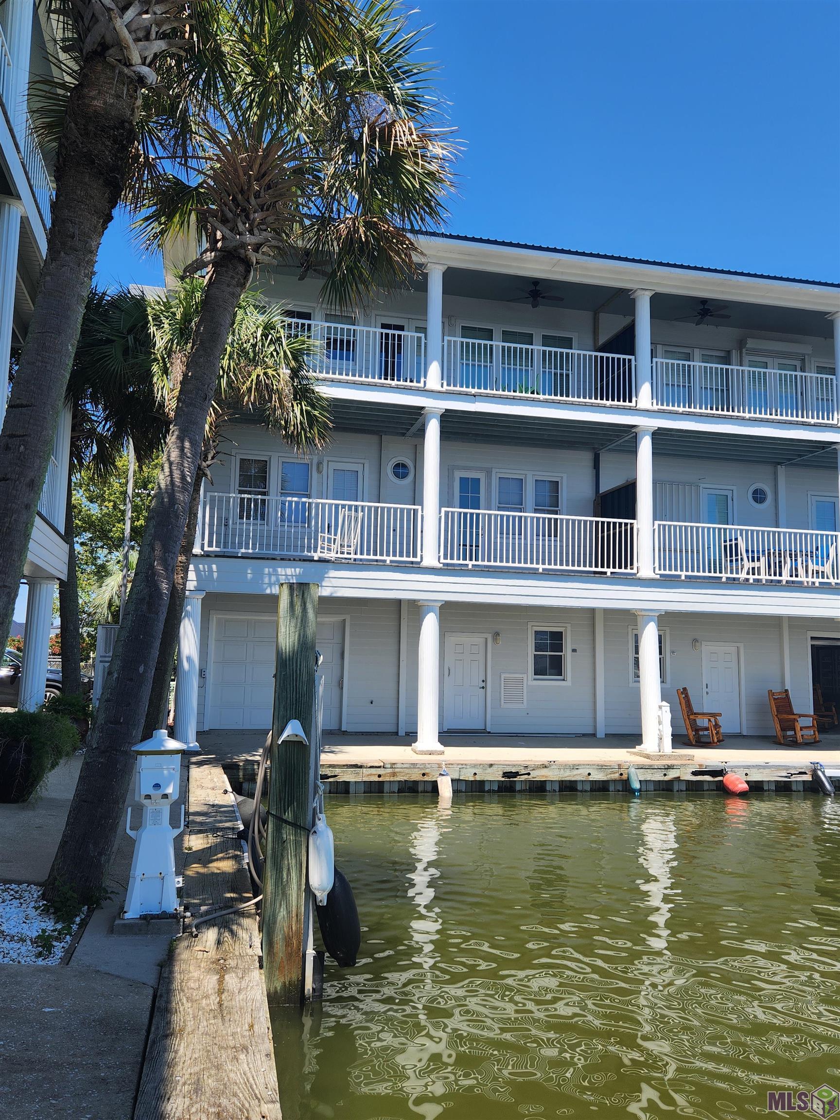 413 Admiral Craik Drive, Unit R4 Grand Isle, LA 70358 - Photo 4 of 43