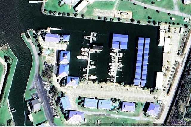 $799,000 | 413 Admiral Craik Drive, Unit R4, Grand Isle, LA 70358