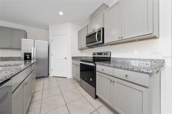 $2,200 | 2756 Gentle Rain Drive, Davenport, FL 33837