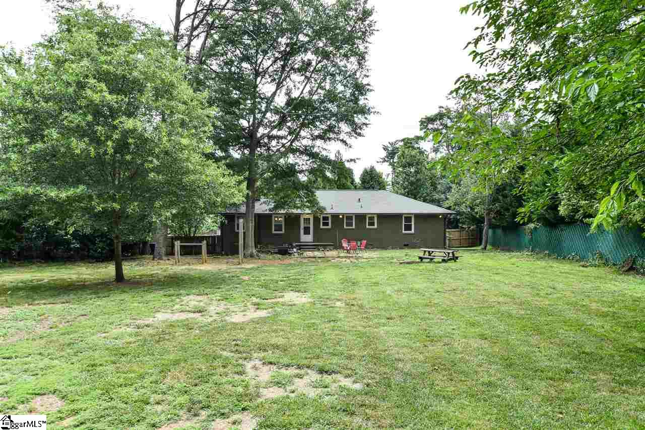 1013 Rutherford Road Greenville, SC 29609 - Photo 1 of 23 Gallery Image 1