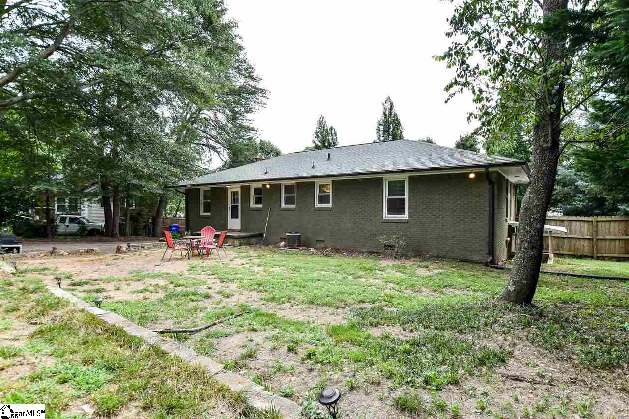 1013 Rutherford Road Greenville, SC 29609 - Photo 2 of 23 Gallery Image 2