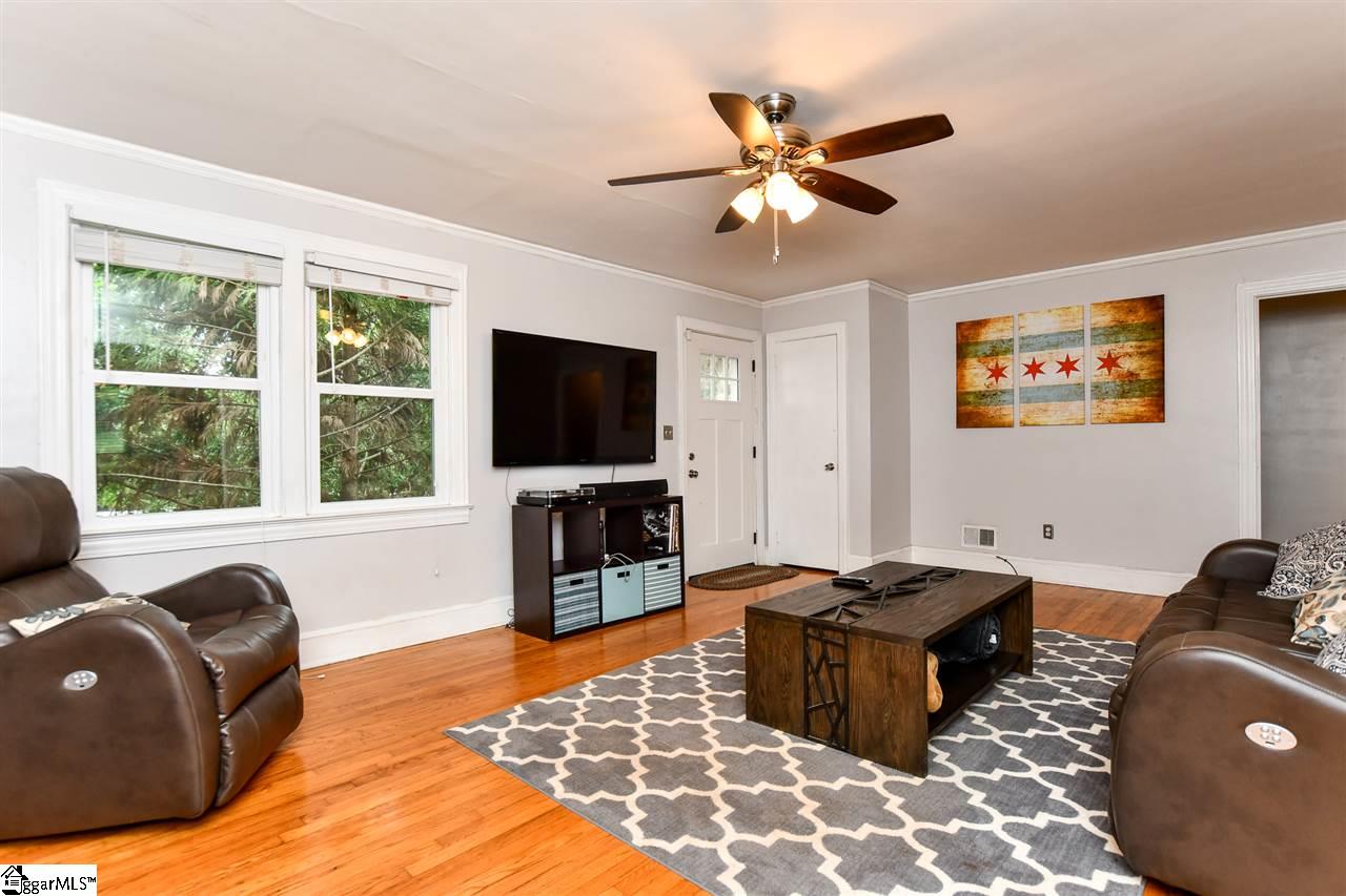 1013 Rutherford Road Greenville, SC 29609 - Photo 8 of 23 Gallery Image 8