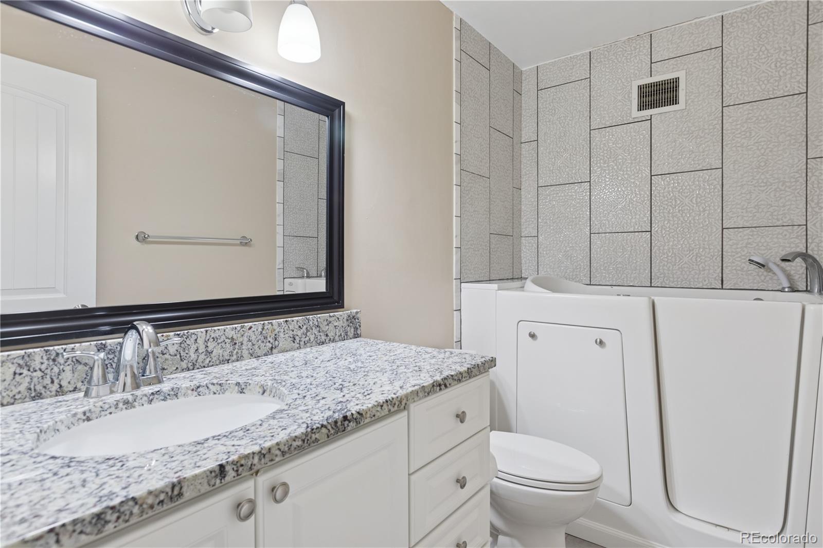 660 South Alton Way, Unit 7B Denver, CO 80247 - Photo 24 of 35
