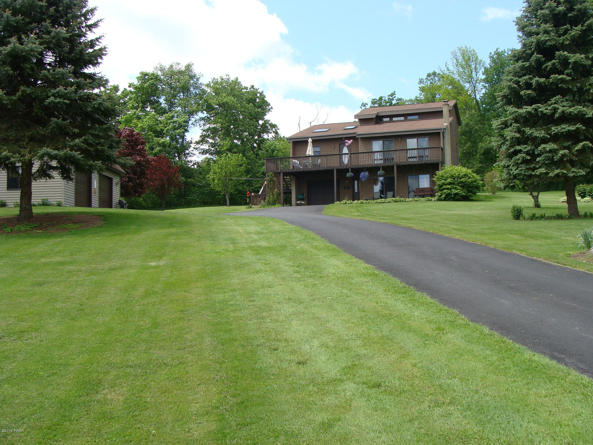 686 Spring Hill Road Moscow, PA 18444 - Photo 26 of 35