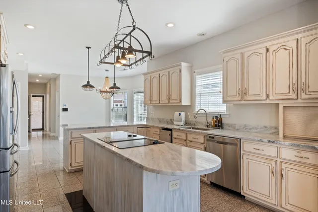 $634,999 | 3466 North Woodland, Southaven, MS 38672