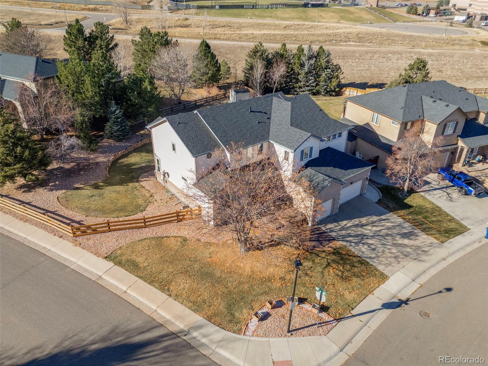 10899 Bobcat Terrace Lone Tree, CO 80124 - Photo 4 of 48