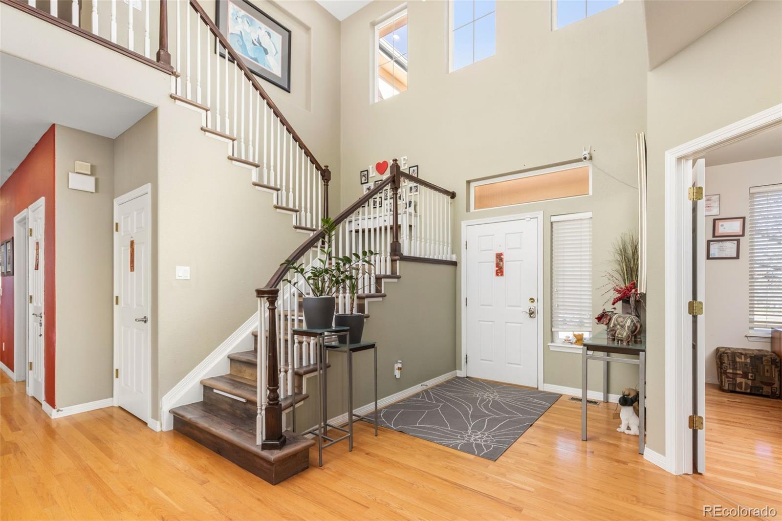 10899 Bobcat Terrace Lone Tree, CO 80124 - Photo 8 of 48