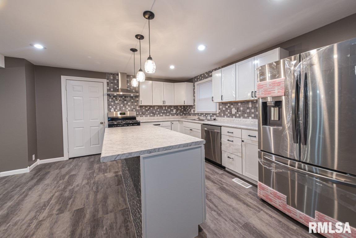 701 Airport Road Mount Vernon, IL 62864 - Photo 11 of 26 Gallery Image 11