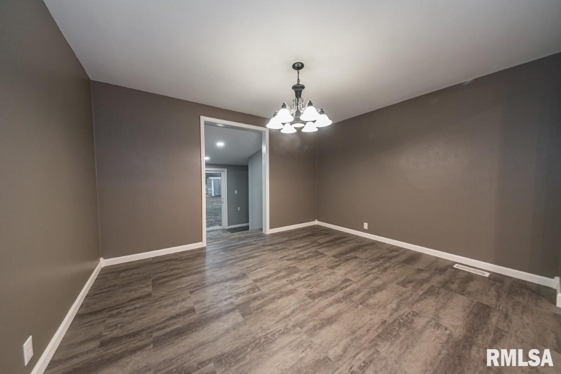 701 Airport Road Mount Vernon, IL 62864 - Photo 15 of 26 Gallery Image 15