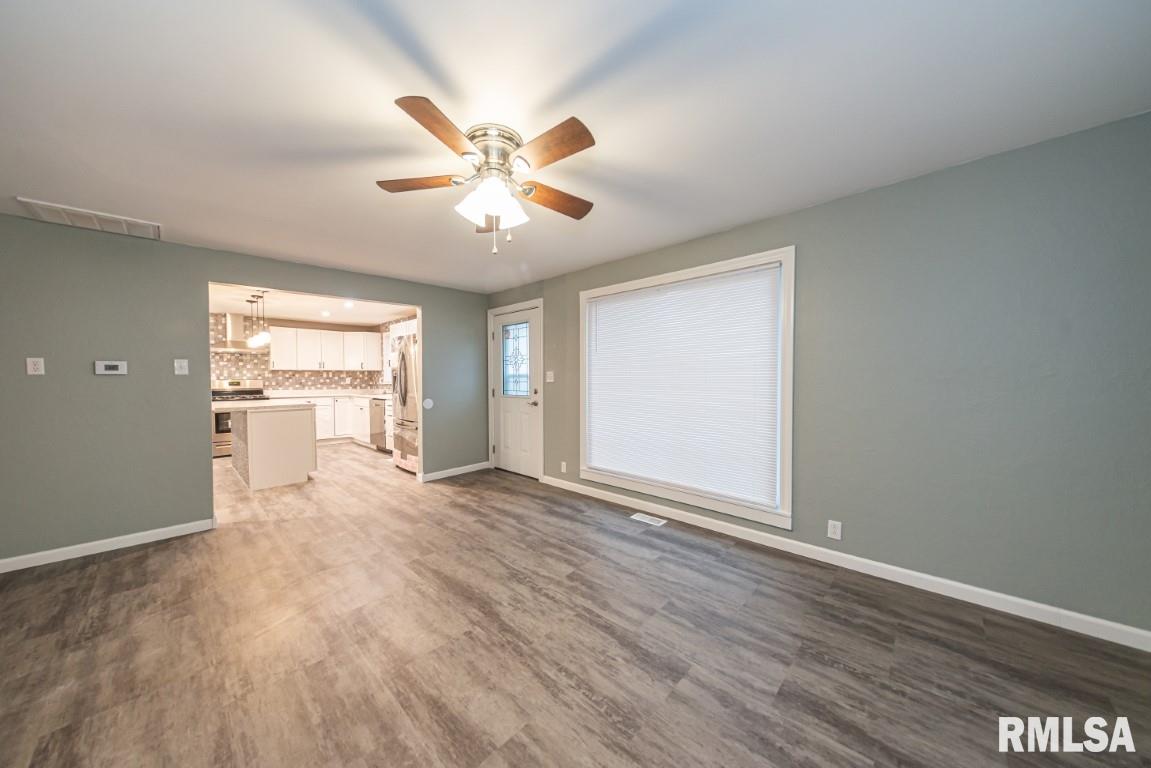 701 Airport Road Mount Vernon, IL 62864 - Photo 10 of 26 Gallery Image 10