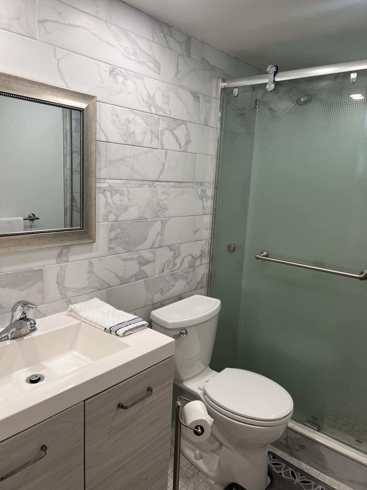 504 Davis Road, Unit 95 Palm Springs, FL 33461 - Photo 16 of 33 IMG_9929