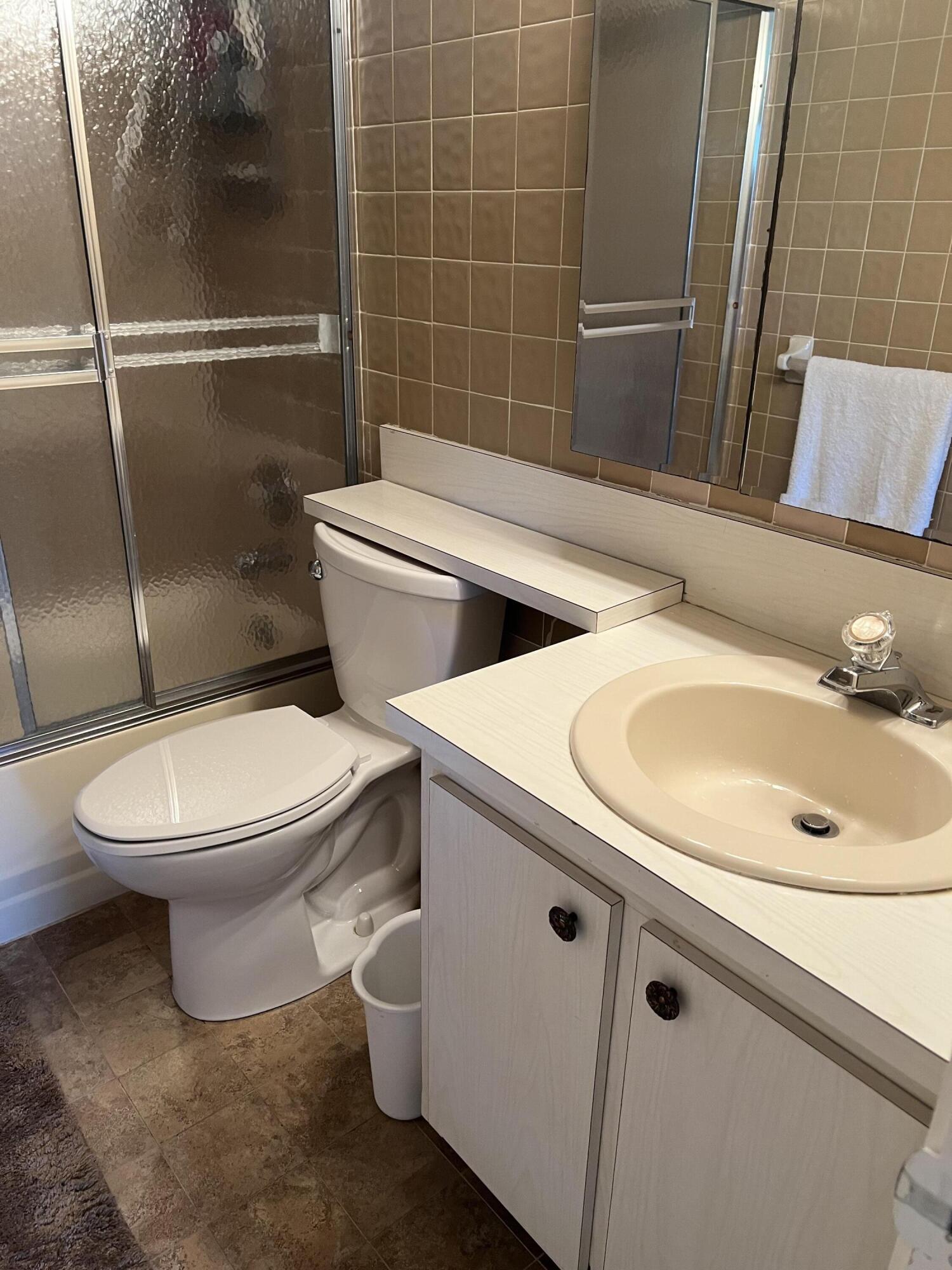 504 Davis Road, Unit 95 Palm Springs, FL 33461 - Photo 20 of 33 IMG_9941