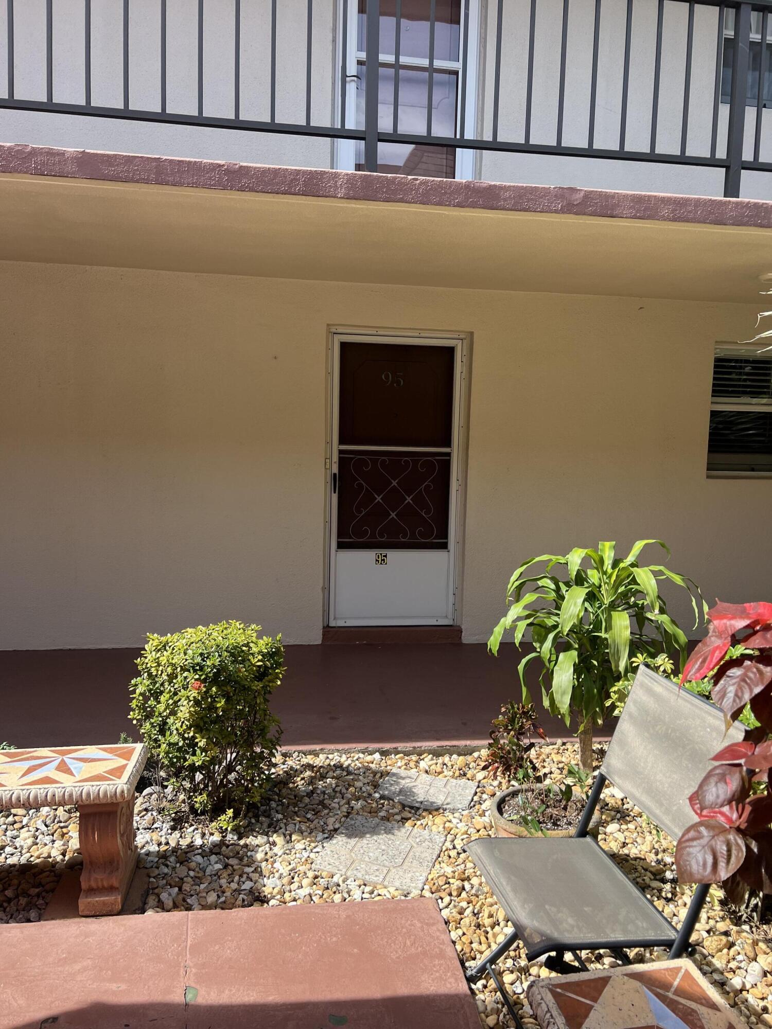 504 Davis Road, Unit 95 Palm Springs, FL 33461 - Photo 26 of 33 IMG_9970