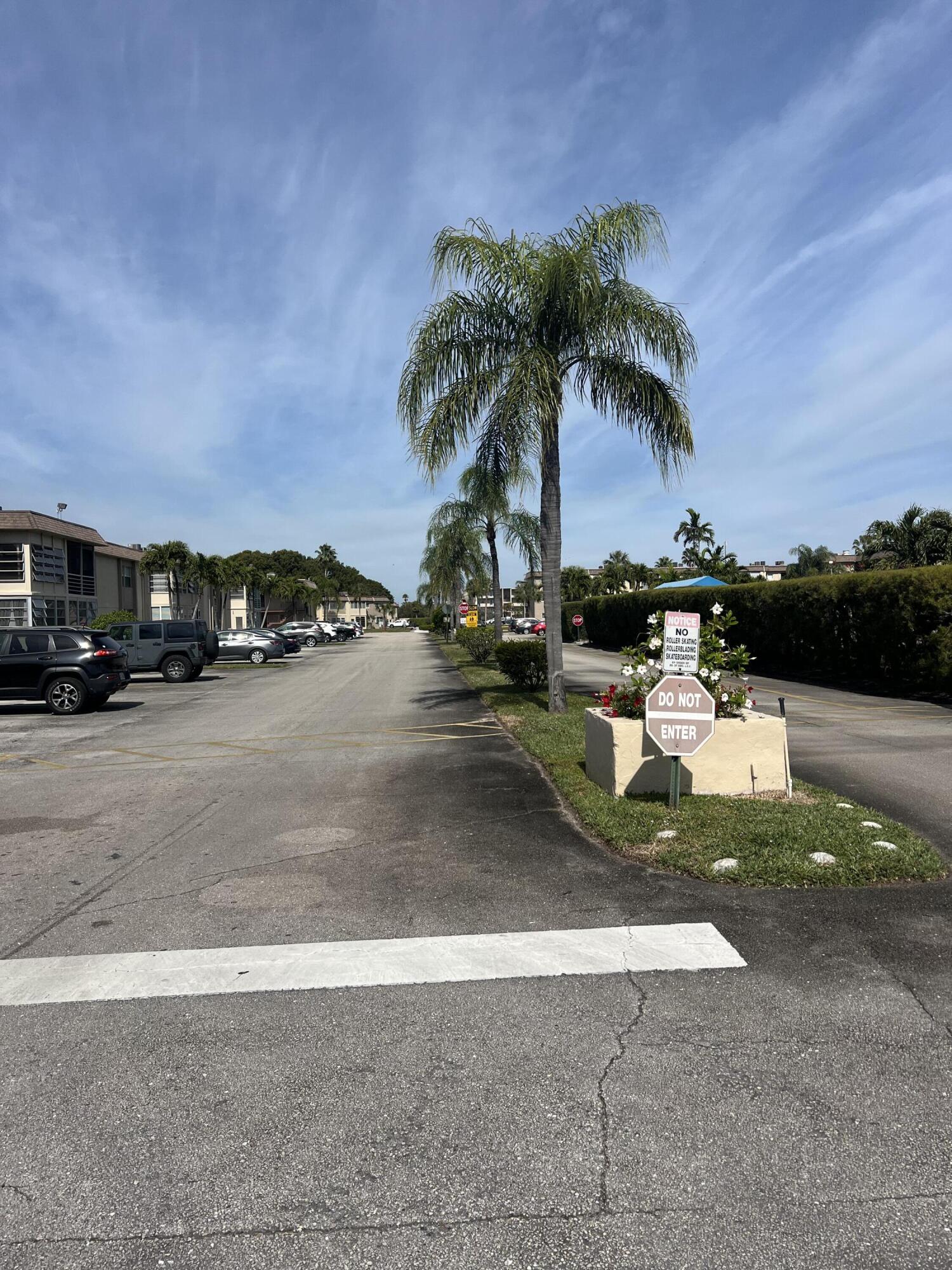 504 Davis Road, Unit 95 Palm Springs, FL 33461 - Photo 28 of 33 IMG_9971