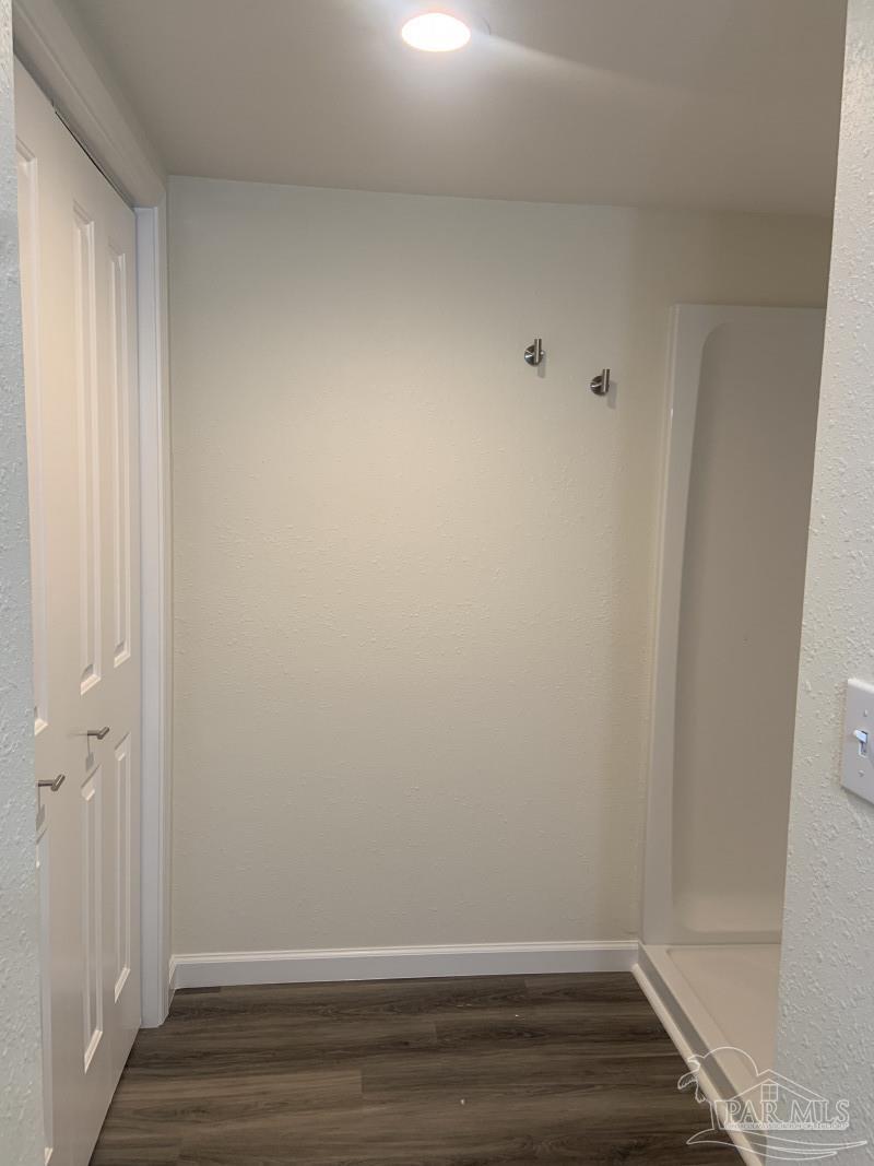 6945 Oakcliff Road Pensacola, FL 32526 - Photo 9 of 12 Gallery Image 9