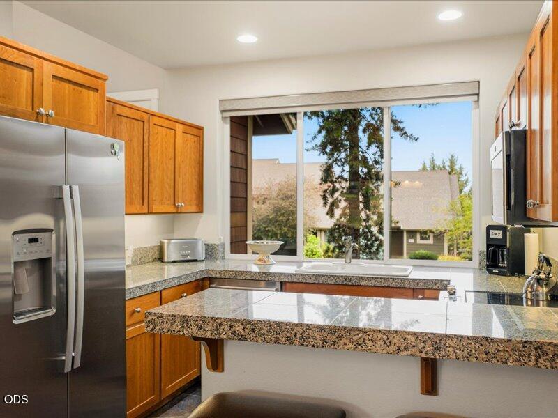 11110 Village Loop Redmond, OR 97756 - Photo 9 of 58