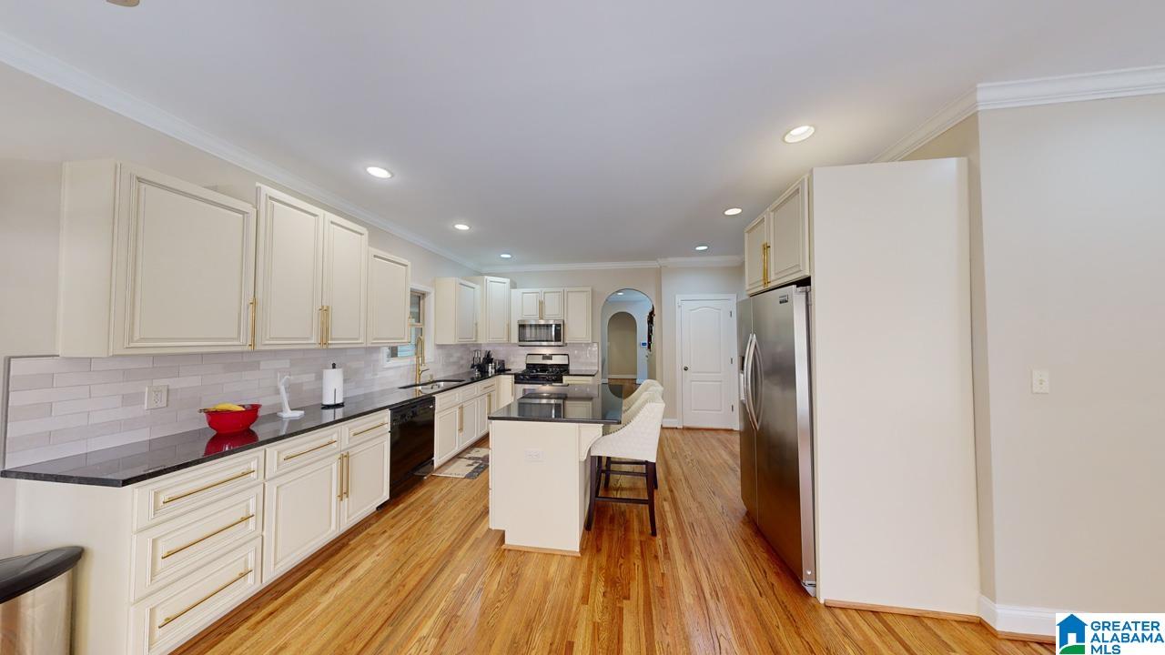 6214 Canterbury Road Pinson, AL 35126 - Photo 9 of 26