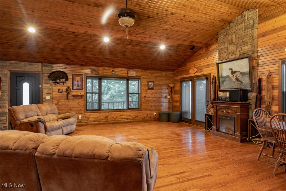 3029 Buck Run Road Mineral Wells, WV 26150 - Photo 5 of 25 Gallery Image 5