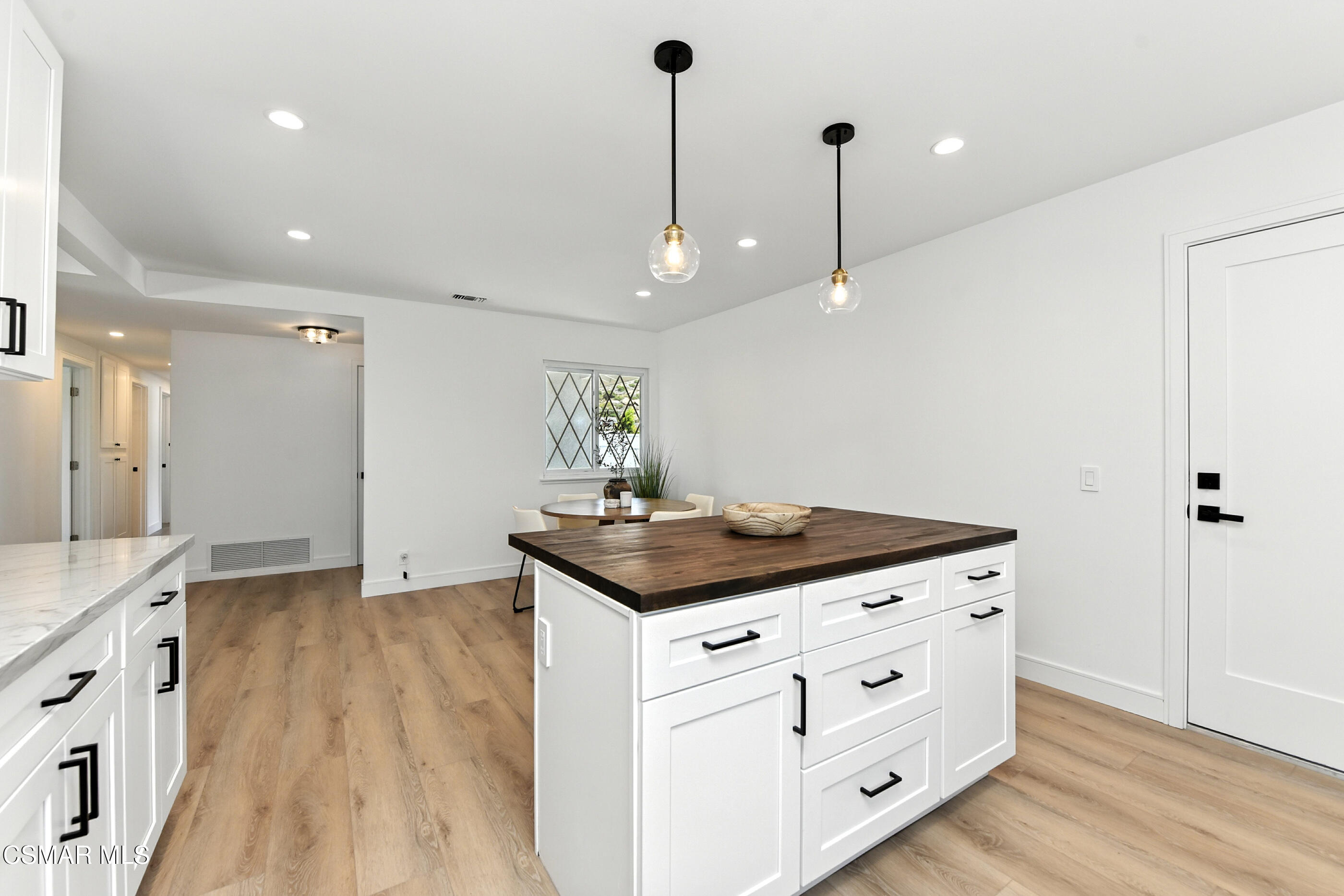 6669 Charing Street Simi Valley, CA 93063 - Photo 14 of 52 6669 Charing St. Simi Valley 93063