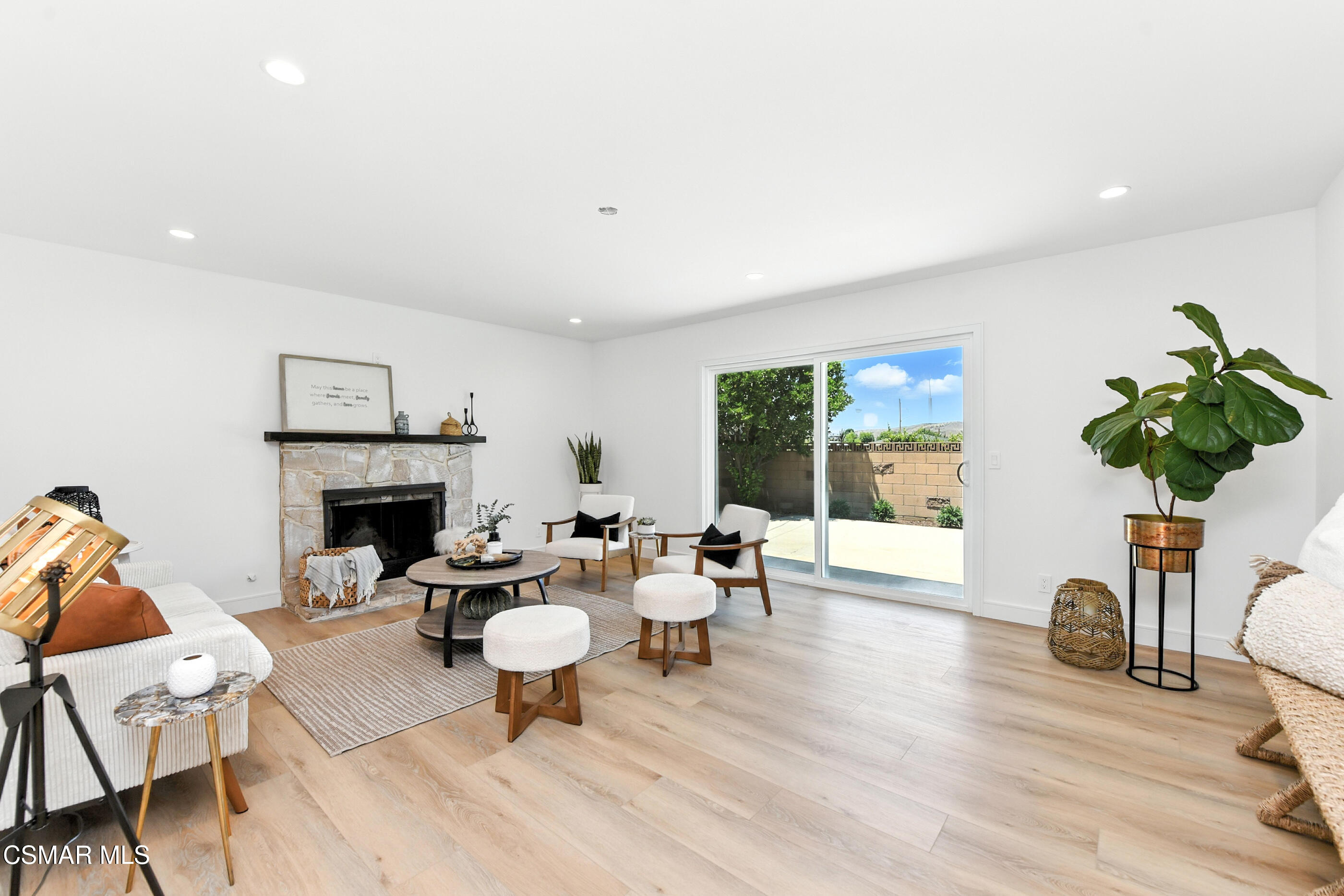 6669 Charing Street Simi Valley, CA 93063 - Photo 16 of 52 6669 Charing St. Simi Valley 93063