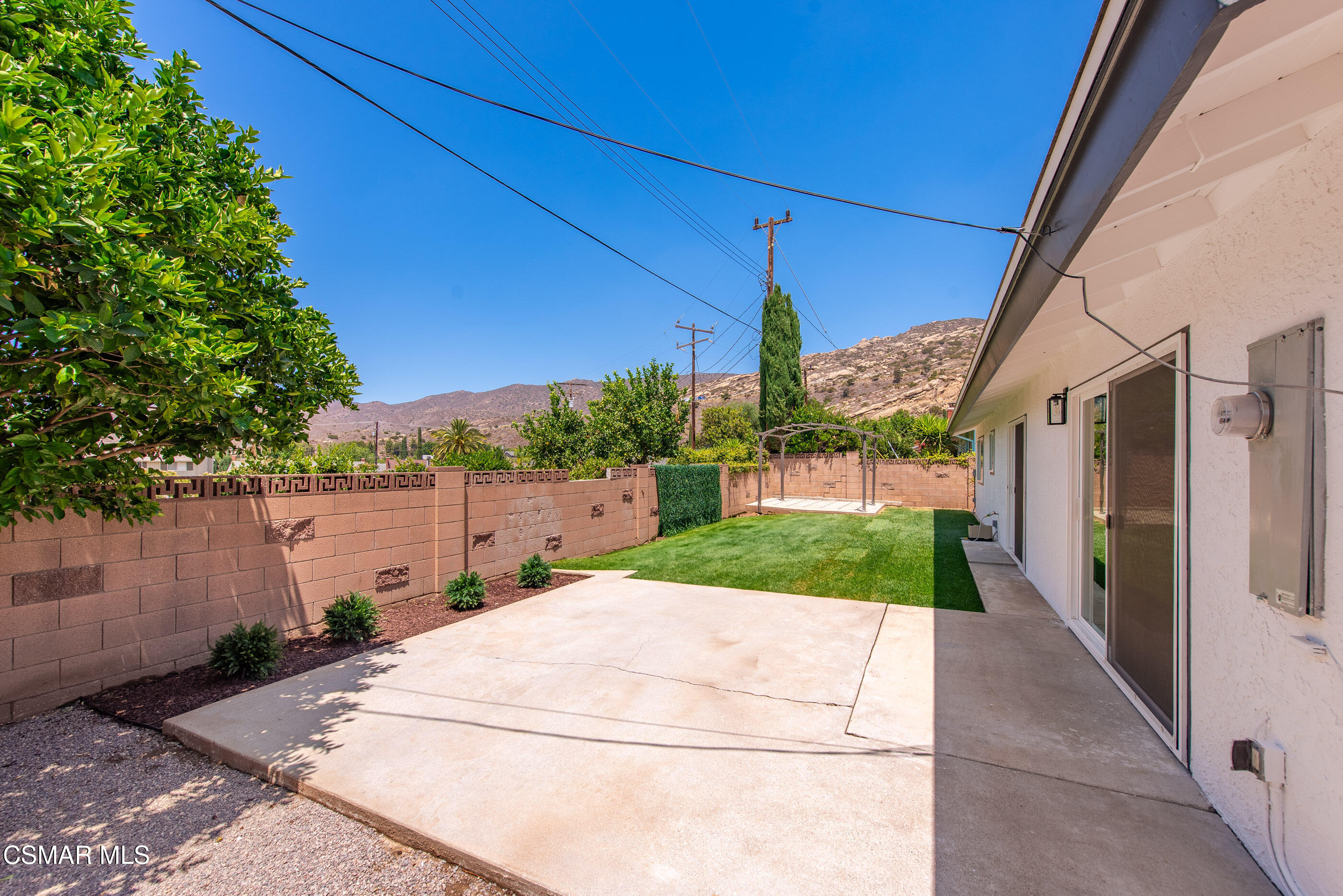 6669 Charing Street Simi Valley, CA 93063 - Photo 21 of 52 a view of a backyard
