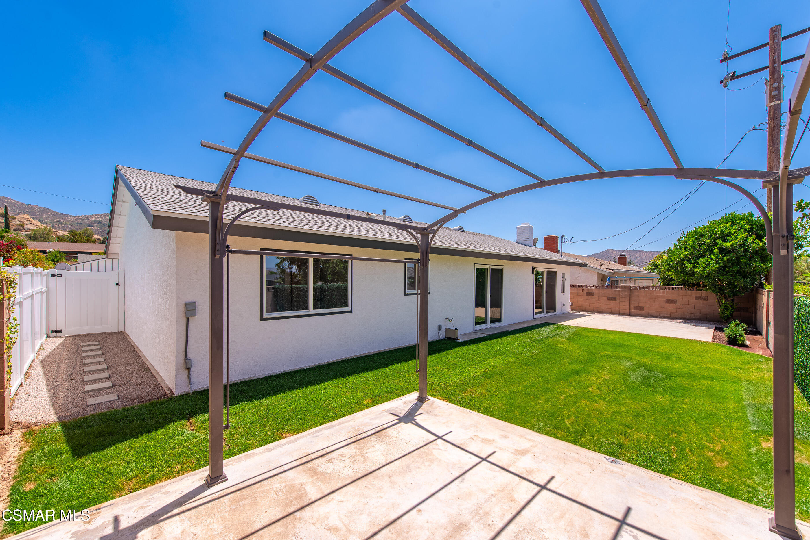 6669 Charing Street Simi Valley, CA 93063 - Photo 24 of 52