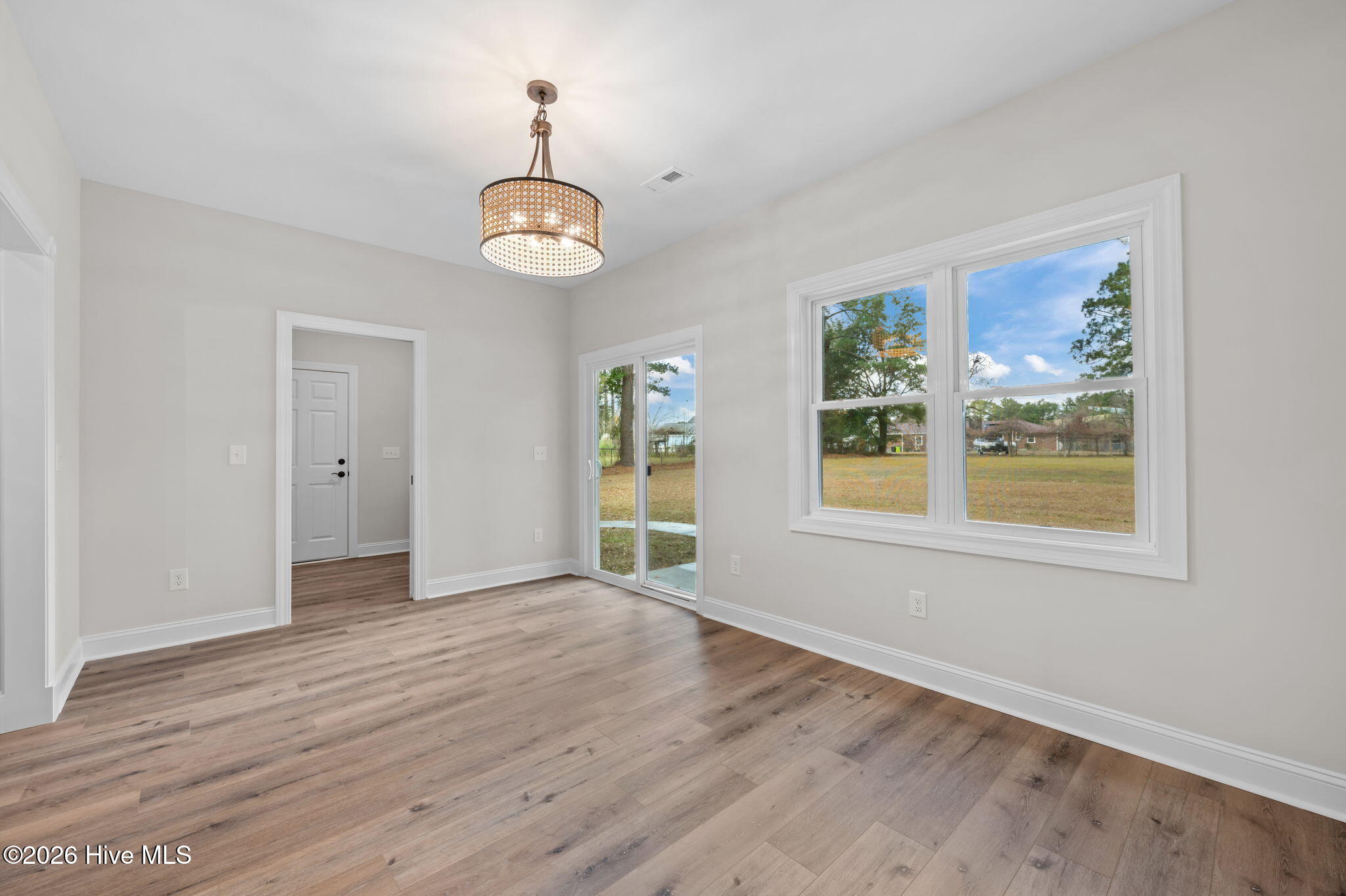4914 Morton Road New Bern, NC 28562 - Photo 12 of 54 42-web-or-mls-DSC_0897
