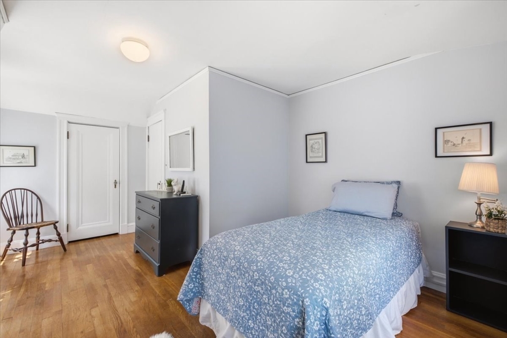 366 Warren Street Needham, MA 02492 - Photo 15 of 22