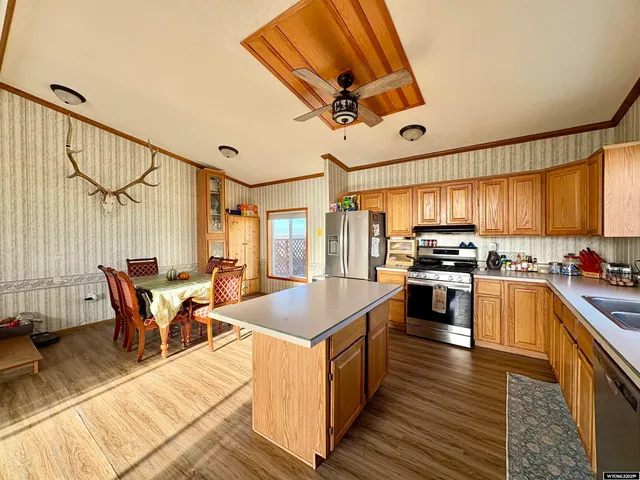 $430,000 | 31 Windhil Road, Douglas, WY 82633