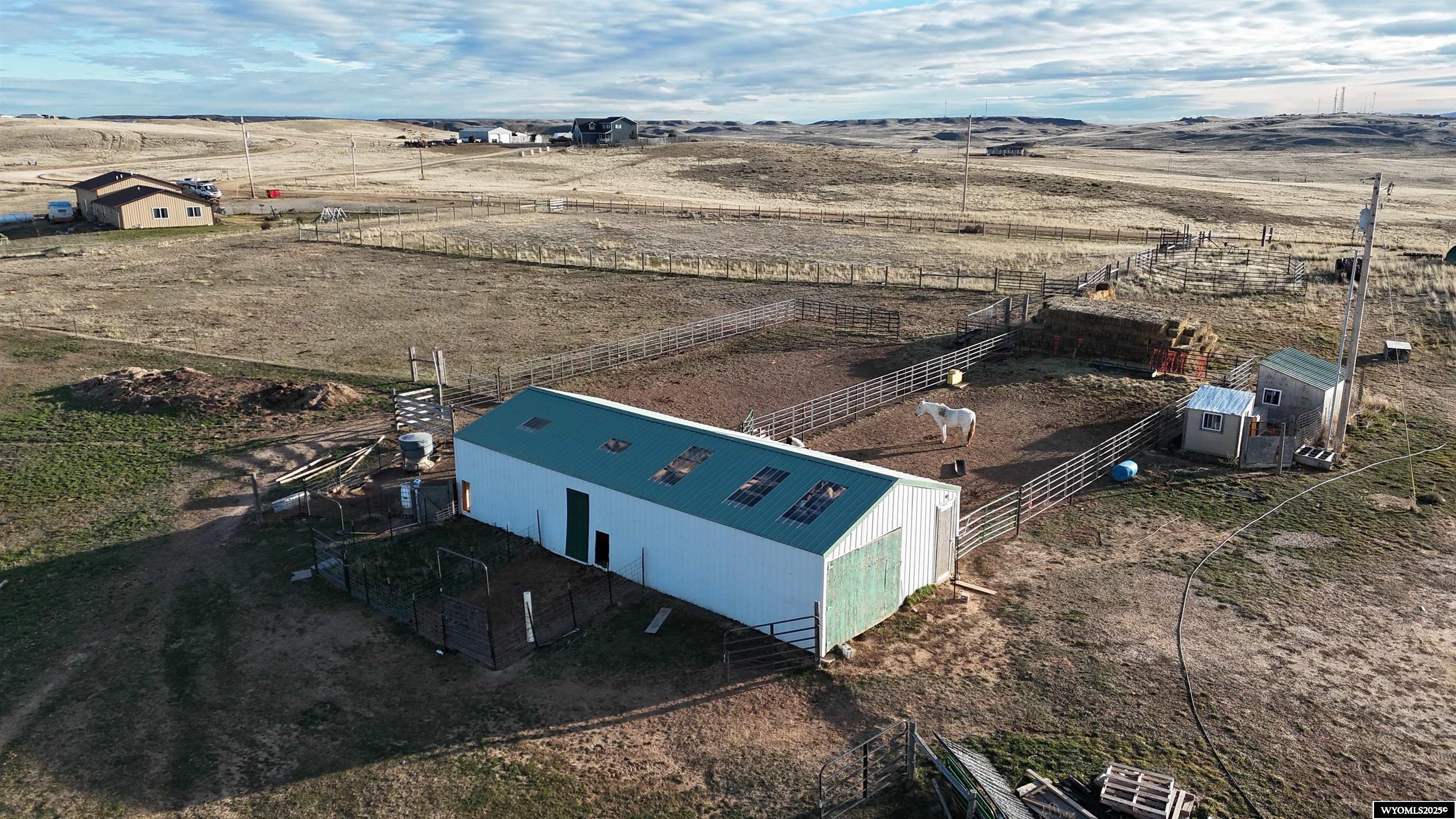 31 Windhil Road Douglas, WY 82633 - Photo 4 of 38