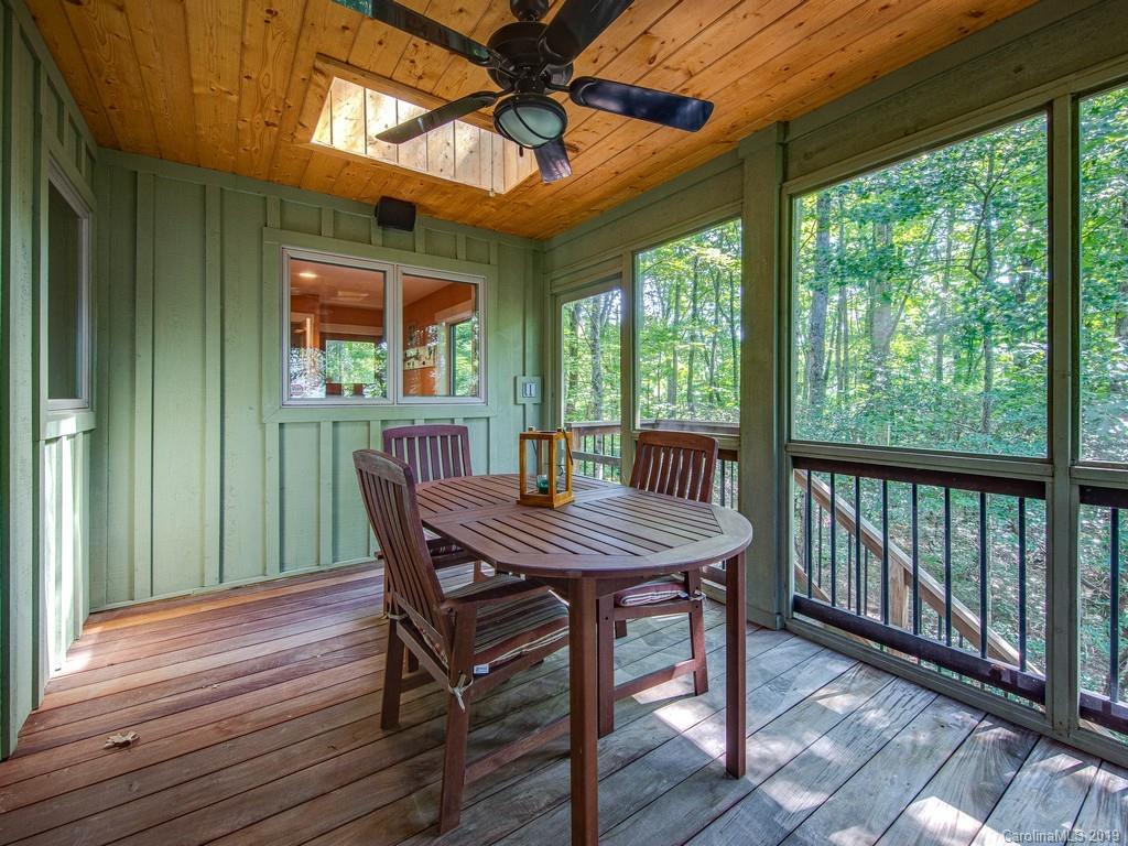 54 Rush Ridge Trail Fairview, NC 28730 - Photo 10 of 29 Gallery Image 10
