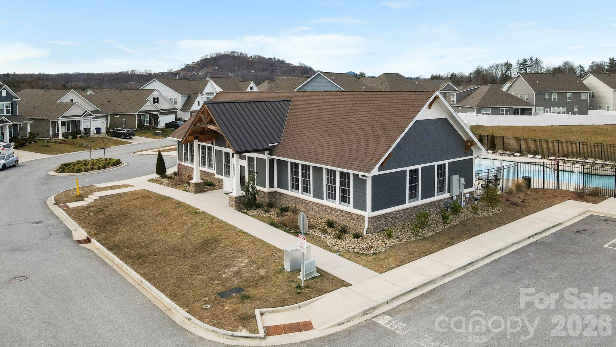 23 Thornberry Road Hendersonville, NC 28792 - Photo 40 of 48