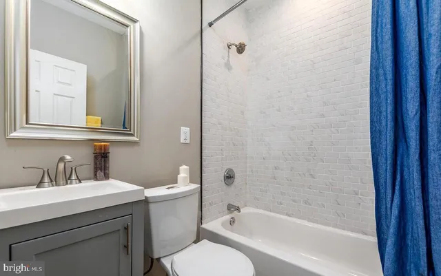 $2,599 | 14 South East Avenue, Baltimore, MD 21224