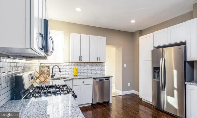 $2,599 | 14 South East Avenue, Baltimore, MD 21224