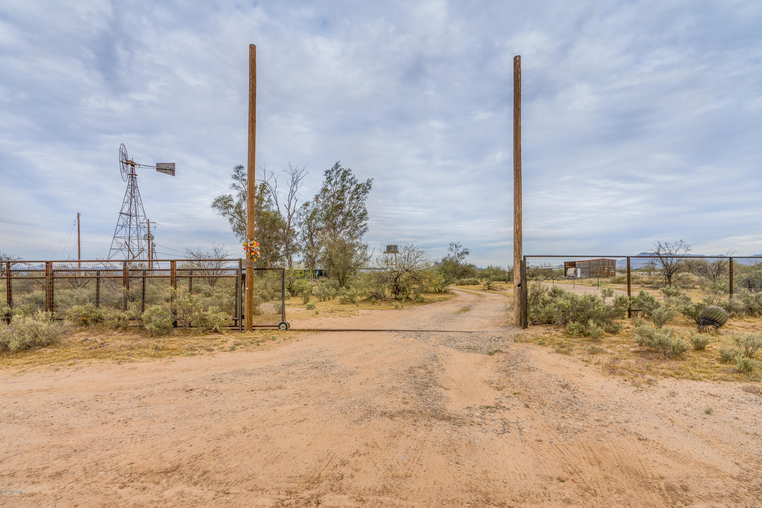 9246 Ghost Ranch Road Marana, AZ 85653 - Photo 2 of 50