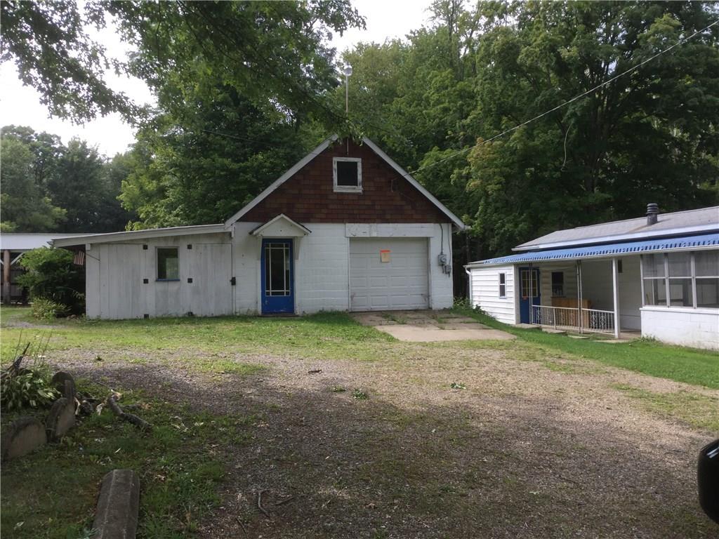 17 Charleston Road Mercer, PA 16137 - Photo 2 of 22