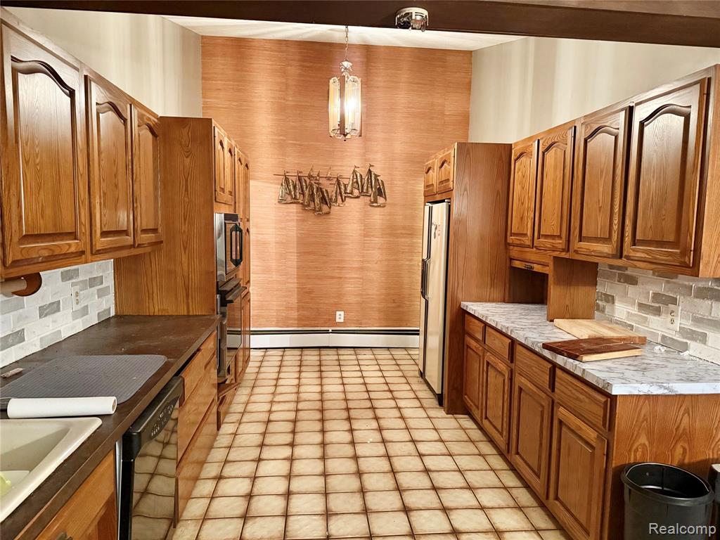 7590 Dean Road Fenton, MI 48430 - Photo 13 of 32