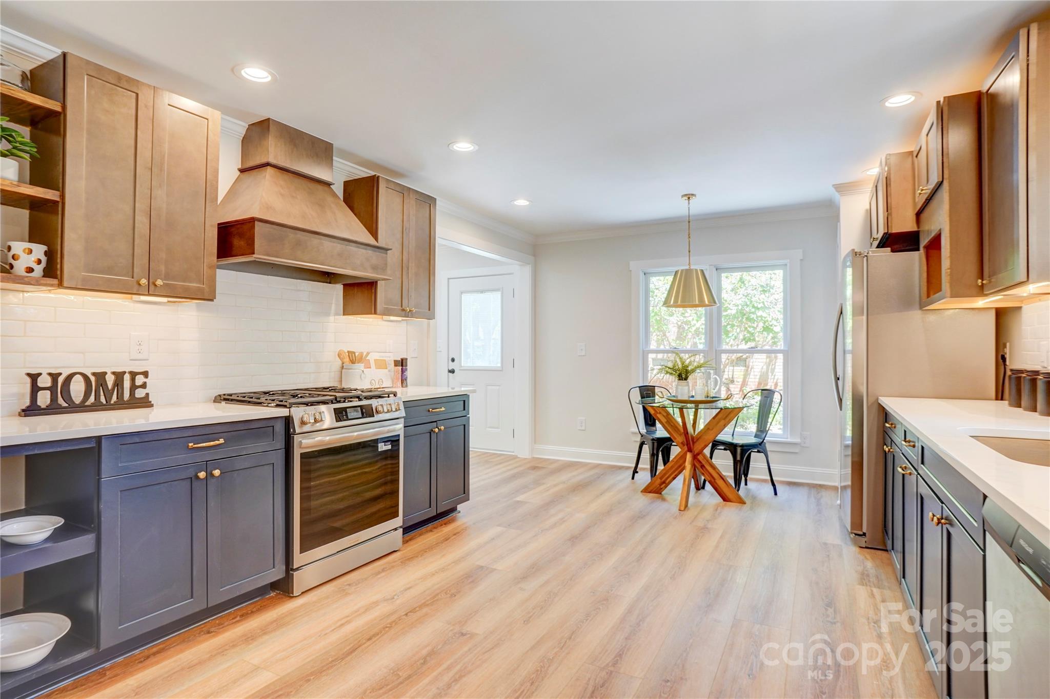 4226 Raney Way Charlotte, NC 28205 - Photo 2 of 44 Gallery Image 2