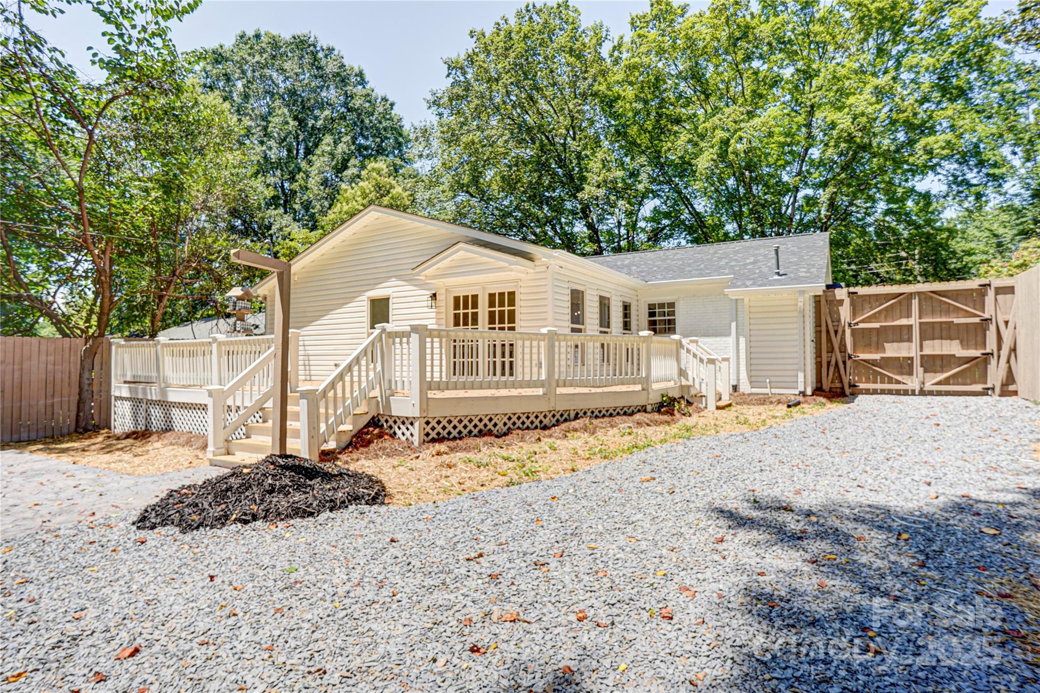 4226 Raney Way Charlotte, NC 28205 - Photo 37 of 44 Gallery Image 37