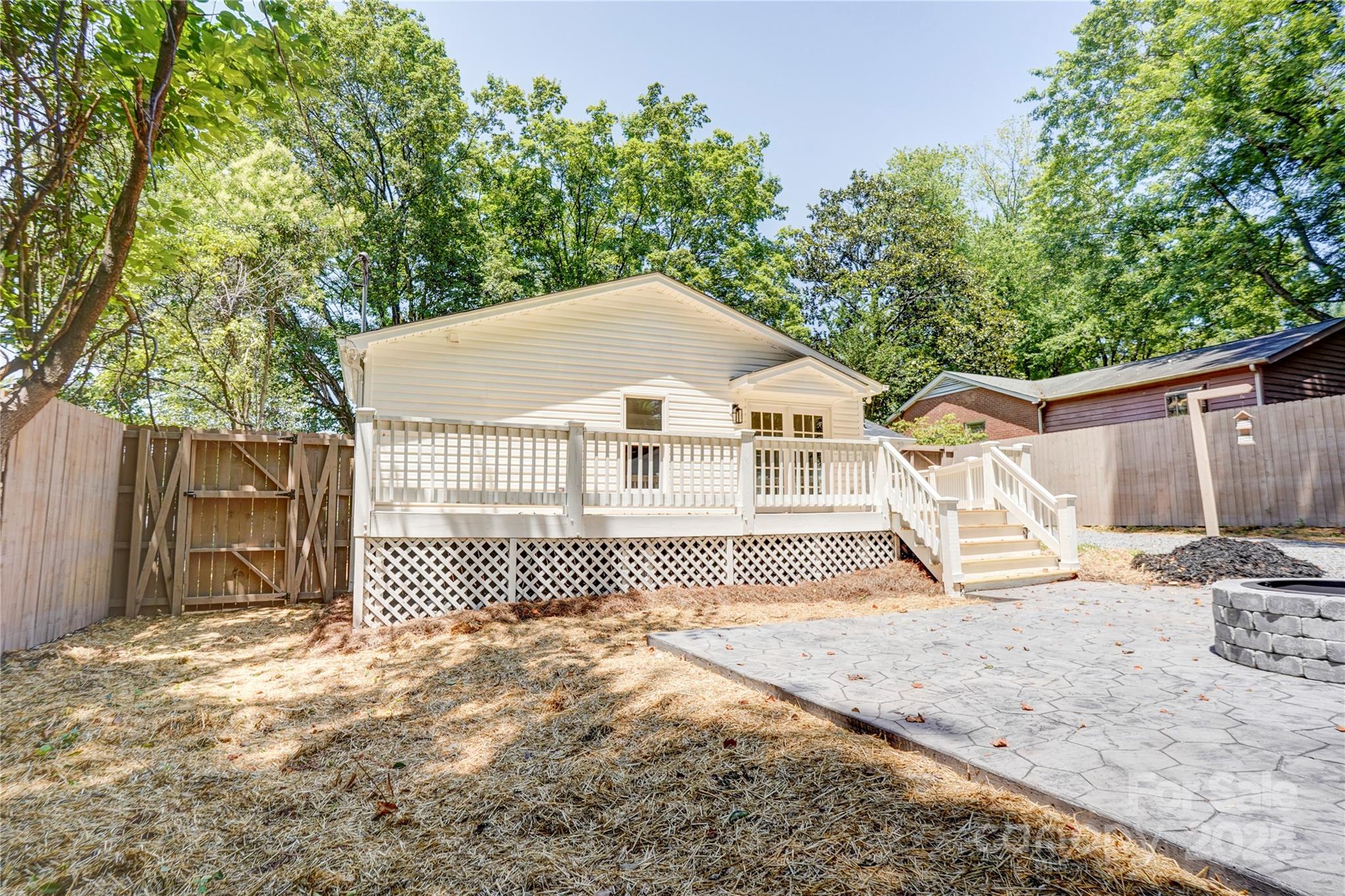 4226 Raney Way Charlotte, NC 28205 - Photo 39 of 44 Gallery Image 39