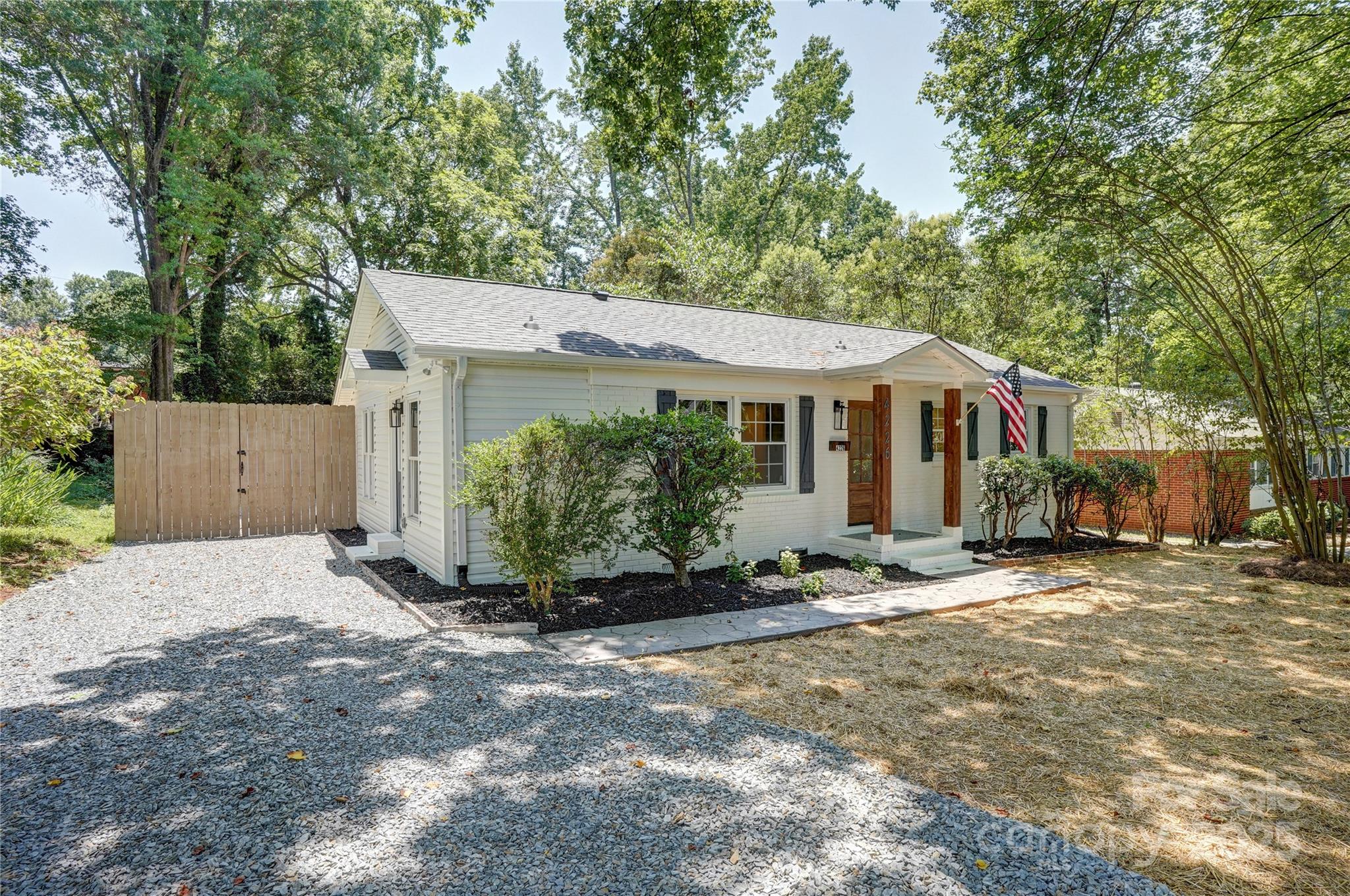 4226 Raney Way Charlotte, NC 28205 - Photo 44 of 44 Gallery Image 44
