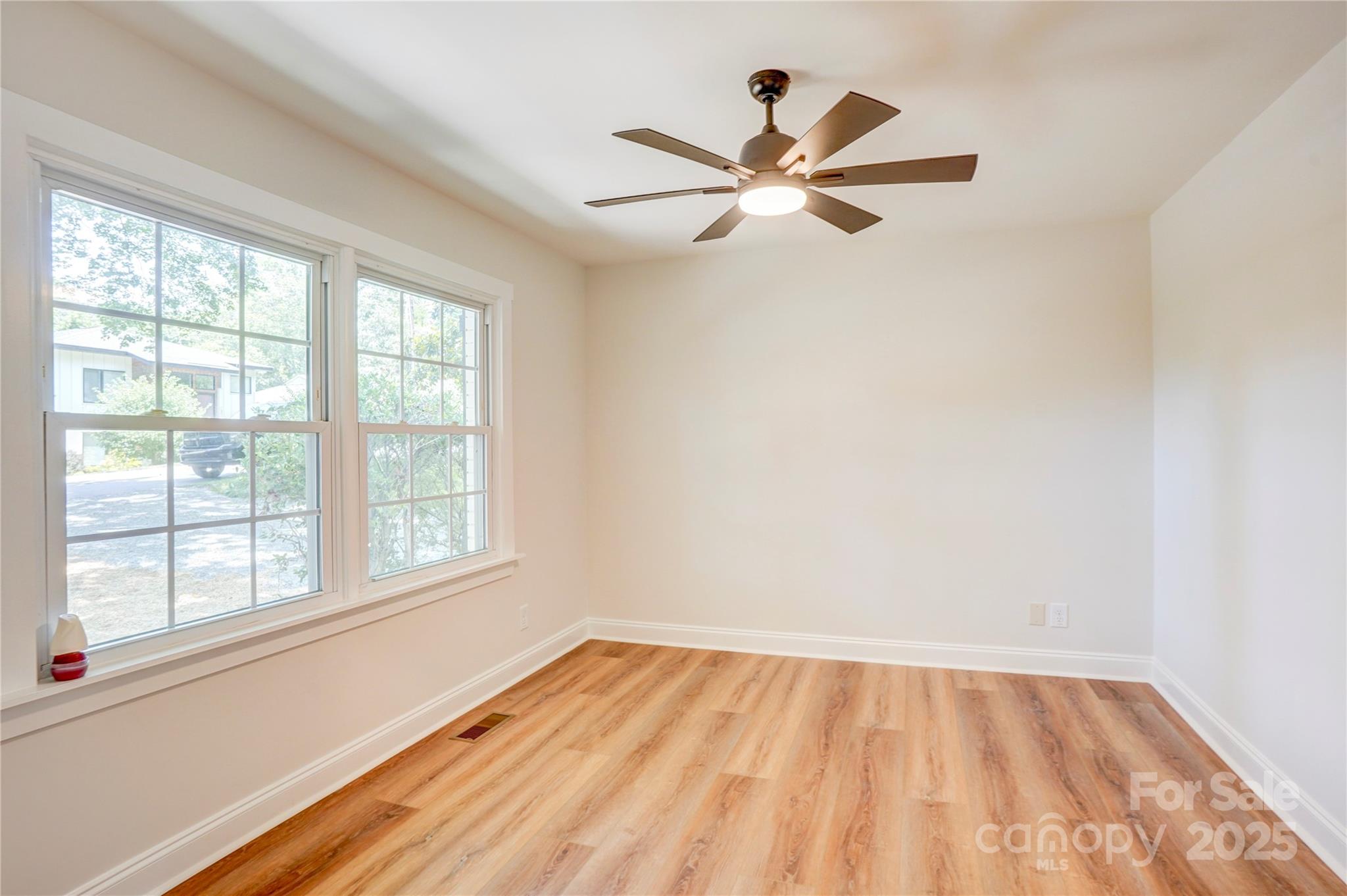4226 Raney Way Charlotte, NC 28205 - Photo 7 of 44 Gallery Image 7