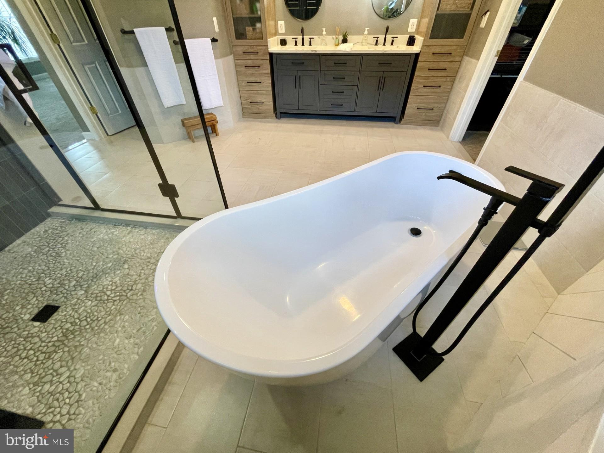 733 Seneca Drive Odenton, MD 21113 - Photo 33 of 83 Stunning Free Standing Tub