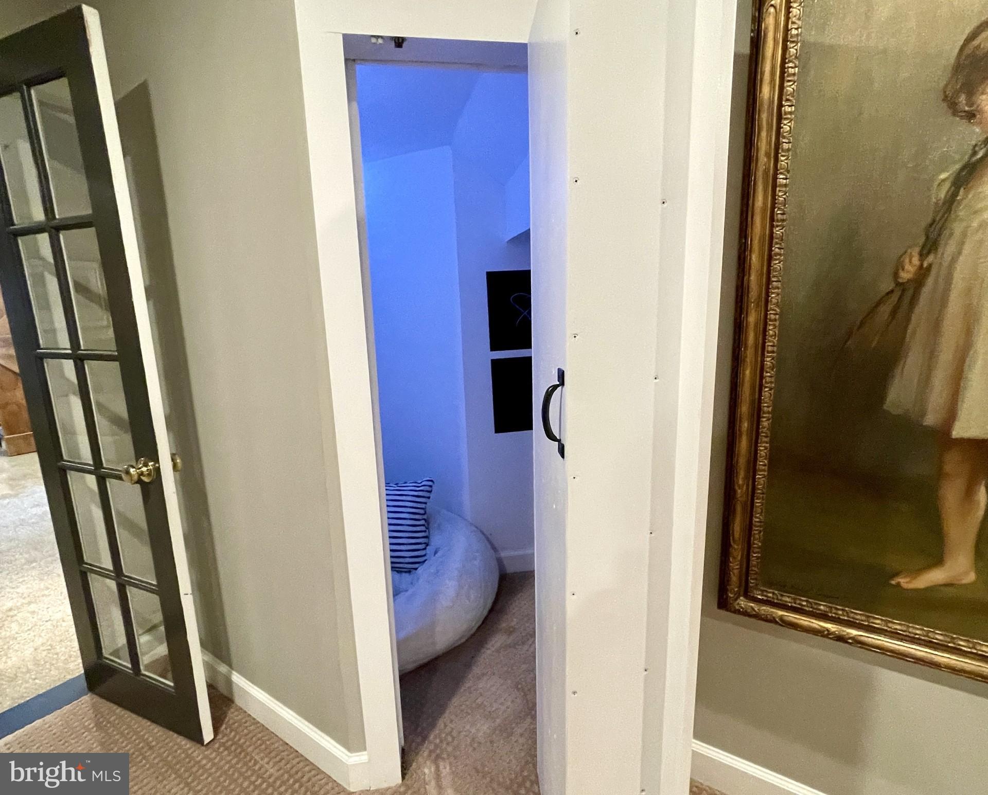 733 Seneca Drive Odenton, MD 21113 - Photo 62 of 83 a view of walk in closet