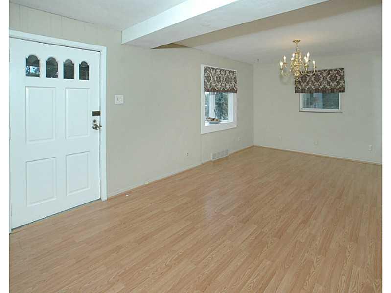2649 Stroschein Road Monroeville, PA 15146 - Photo 7 of 19 Living Room.