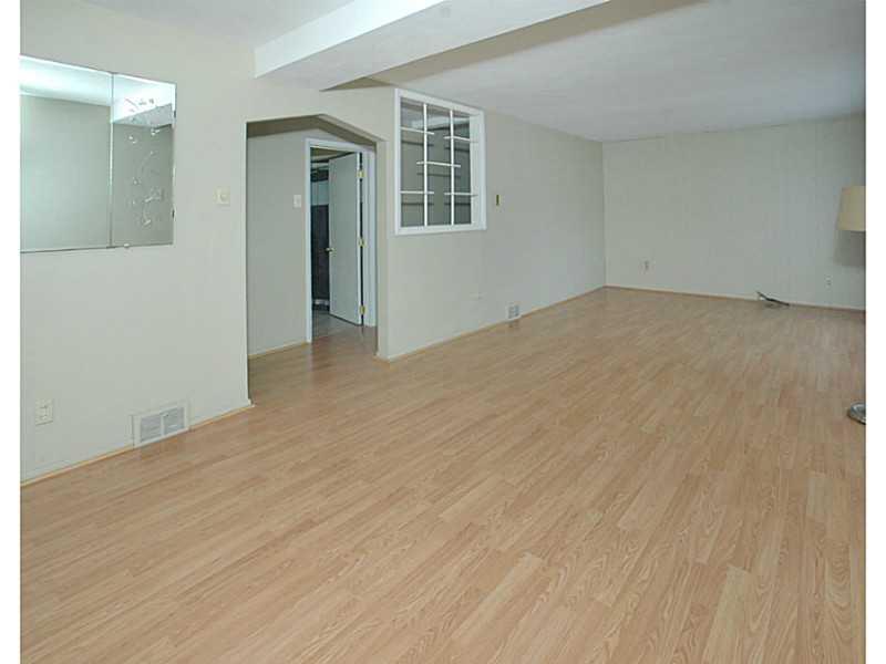 2649 Stroschein Road Monroeville, PA 15146 - Photo 10 of 19 Living Room.